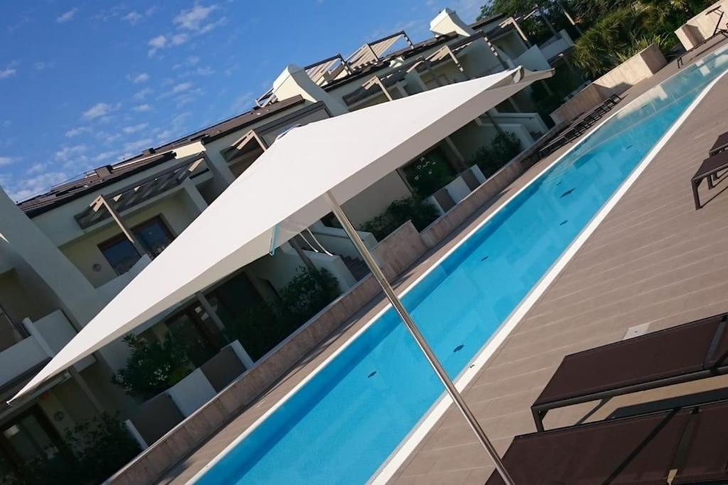 Residence Jesolo Lido Centro Con Piscina المظهر الخارجي الصورة